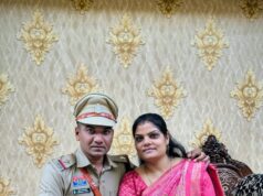 सब-इंस्पेक्टर बनकर लौटे पुष्पेन्द्र जायसवाल का भव्य स्वागत, चांपा में गूंजे बधाई के स्वर। बाजे-गाजे, पुष्पवर्षा और आत्मीय अभिनंदन के बीच गृहग्राम पहुंचने पर उमड़ा जनसैलाब।