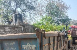 खनिज माफिया पर सख्ती : 1 हाइवा और 04 ट्रैक्टर-ट्रॉली जब्त लगातार जारी है अवैध खनन के विरुद्ध कार्रवाई