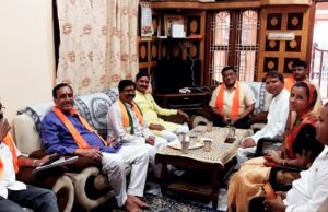 सुकमा में भाजपा नेतृत्व का आत्मीय संवाद: वरिष्ठ नेताओं ने राठी परिवार से की मुलाकात, संगठन की एकजुटता का दिया संदेश