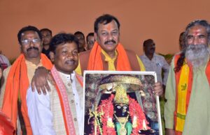 ग्राम कुम्हरावंड में श्री राम भक्त हनुमान जी की प्रतिमा की प्राण प्रतिष्ठा संपन्न