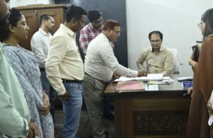 कलेक्टर ने किया जिला कोषालय का निरीक्षण