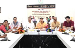 मुख्यमंत्री श्री विष्णु देव साय ने प्रधानमंत्री ग्राम सड़क योजना (फेज-04) एवं अटल डिजिटल सुविधा केंद्र का किया शिलान्यास एवं शुभारंभ