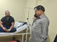 मंत्री लखन लाल देवांगन ने NKH जीवन आशा अस्पताल पहुंचकर जाना विकास झा का स्वास्थ्य की जानकारी , शीघ्र स्वास्थ्य होने की कामना।