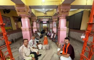 “आरंग में श्री रामचरितमानस महायज्ञ की तैयारी तेज: सर्व समाज की बैठक में भव्य आयोजन का संकल्प”