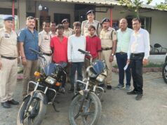 मोटरसाइकिल चोरी मामले में मणिपुर पुलिस टीम की कार्यवाही। आरोपियों के कब्जे से चोरी की गई मोटरसाइकिल जप्त।