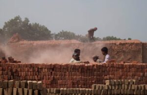 कुसमुंडा–गेवरा क्षेत्र में अवैध ईंट भट्टों का कारोबार तेज, पर्यावरण और राजस्व को बड़ा नुकसान