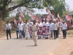 कोमाखान में महंगाई के खिलाफ फूटा गुस्सा: जिला अध्यक्ष द्वारीकाधीश यादव की अगुवाई में सड़क पर उतरे कांग्रेसी