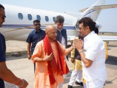 सनातनी महापौर ने योगी आदित्य नाथ का किया आध्यात्मिक अभिनंदन