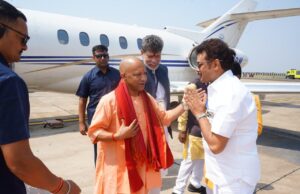 सनातनी महापौर ने योगी आदित्य नाथ का किया आध्यात्मिक अभिनंदन