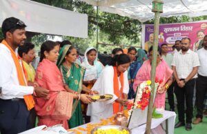 समाधान शिविर कुटरु में उमड़ा जनसैलाब: तपती धूप में भी योजनाओं के प्रति दिखा ग्रामीणों का उत्साह, हजारों लोगों ने लिया भाग
