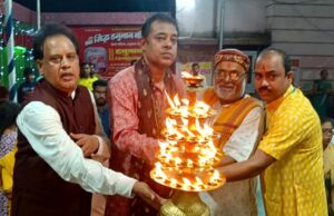 श्री सिद्ध हनुमान मंदिर की १५६ वीं महाआरती में पंडित प्रहलाद पांडे हुए शामिल