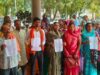 अवैध शराब बिक्री की शिकायत लेकर मुल्ले के ग्रामीण पहुचे जनदर्शन