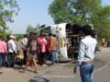 करनौद में कोरबा-सारंगढ़ बस पलटी ; 10 यात्री घायल ; तीन की हालत गंभीर ; ड्राइवर फरार