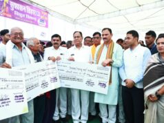 लोगों की समस्याओं का गंभीरतापूर्वक विचार कर त्वरित निराकरण करें – प्रभारी मंत्री श्री जायसवाल