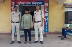 शराबी पुत्र गिरफ्तार : मां से शराब पीने के लिए मांगे पैसे, नहीं देने पर की मारपीट