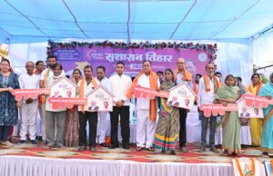 कुसमी समाधान शिविर में 430 हितग्राहियों को मिला विभिन्न योजनाओं के तहत चेक, सामग्री व सम्मान पत्र