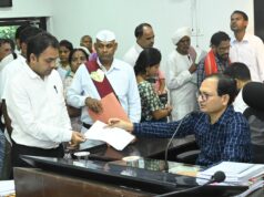 कलेक्टर ने जनदर्शन में सुनी लोगों की समस्याएं, अधिकारियों को दिए आवश्यक कार्यवाही के निर्देश