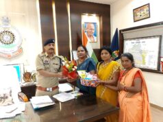 पुलिस अधीक्षक विजय कुमार पाण्डेय के जांजगीर-चांपा आगमन पर महिलाओं ने किया भव्य स्वागत