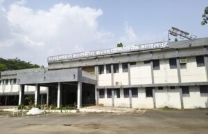 किसी यातना गृह से कम नहीं है यह छात्रावास, गर्ल्स पॉलीटेक्नीक कॉलेज के हॉस्टल की व्यवस्थाएं बदतर