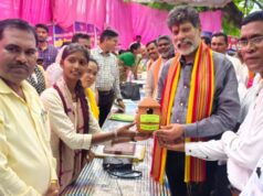 सुशासन तिहार में युवा इको क्लब बड़े मुरमा और प्रकृति शिक्षण विज्ञान यात्रा टीम ने दिया पर्यावरण बचाने का संदेश