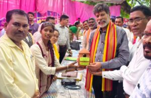 सुशासन तिहार में युवा इको क्लब बड़े मुरमा और प्रकृति शिक्षण विज्ञान यात्रा टीम ने दिया पर्यावरण बचाने का संदेश