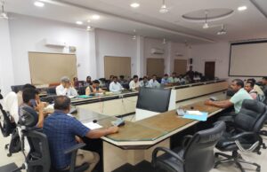 अपर कलेक्टर ने खाद्य विभाग की ली समीक्षा बैठक e-KYC, ऑनलाइन सिस्टम और समयबद्ध राशन वितरण के दिए निर्देश