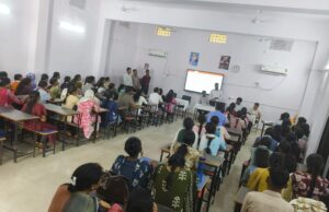 कलेक्टर के मार्गदर्शन में शुरू हुई बीजापुर कैरियर एकेडमी, प्रतियोगी परीक्षाओं की निःशुल्क तैयारी का मिला नया मंच