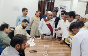 कलेक्टर ने जनदर्शन में सुनी लोगों की समस्याएं, अधिकारियों को दिए त्वरित निराकरण के निर्देश
