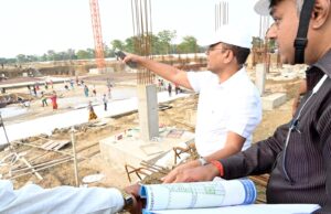 कलेक्टर ने मेडिकल कॉलेज प्रारंभ करने की तैयारियों के संबंध में ली बैठक निर्माणाधीन मेडिकल कॉलेज कुटरा का कलेक्टर ने लिया जायजा, समय-सीमा में पूर्ण करने के निर्देश