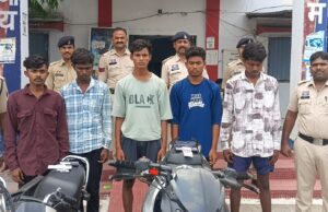 झपटमार गिरोह पर पुलिस का शिकंजा: 5 आरोपी गिरफ्तार, 2 नाबालिग भी शामिल
