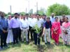 विश्व पर्यावरण दिवस पर संभागायुक्त कार्यालय परिसर में पौधरोपण कमिश्नर ने कचनार का पौधा लगाकर दिया पर्यावरण संवर्धन का संदेश