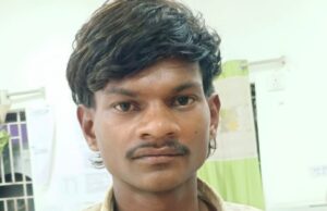 कोमाखान: ग्राम सभा में अतिक्रमण की बात पर खूनी संघर्ष, शराब के नशे में युवक ने साथियों संग मिलकर ग्रामीणों पर किया जानलेवा हमला, थाने का घेराव