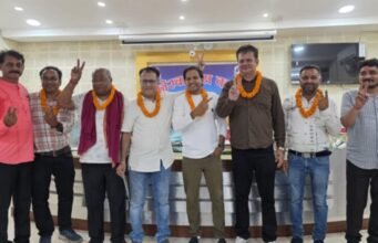 कमलेश यादव बने संरक्षक, नौशाद खान अध्यक्ष निर्वाचित; कोरबा प्रेस क्लब को मिली नई कार्यकारिणी, दो वर्षीय कार्यकाल के लिए संपन्न हुए हाई वोल्टेज चुनाव के परिणाम घोषित