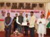विश्व रक्तदाता दिवस के अवसर पर रक्त वीर खिलेश का हुआ सम्मान