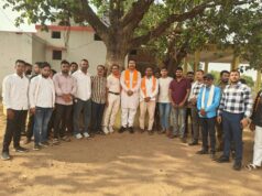 छत्तीसगढ़ राज्य युवा आयोग के अध्यक्ष विश्व विजय सिंह तोमर का धमतरी आगमन पर भव्य स्वागत:- कीर्तन मीनपाल