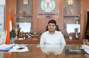 शिक्षा से जुड़ेगा हर बच्चा, तभी बनेगा सशक्त समाज: कलेक्टर श्री विश्वदीप