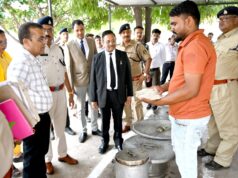 प्रधान जिला न्यायाधीश, कलेक्टर व पुलिस अधीक्षक ने किया जिला जेल का निरीक्षण