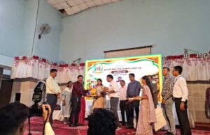 शासकीय स्कूल परसदा के प्राचार्य श्रीराम बंडारू उत्कृष्ट प्राचार्य’ सम्मान से नवाजे गए