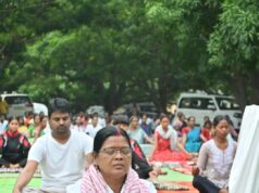 अंतर्राष्ट्रीय योग दिवस पर डीपाडीह कला में हुआ सामूहिक योगाभ्यास, विधायक ऊद्धेश्वरी पैकरा ने दिया स्वस्थ जीवन का संदेश
