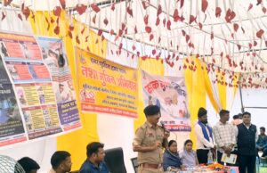 पुलिस अधीक्षक की अनुकरणीय पहल, थाना बलौदा क्षेत्र के ग्राम करहीडीह में महिला कमांडो टीम का गठन कर नशा मुक्ति एवं सायबर जनजागरूकता का विशेष कार्यक्रम का आयोजन