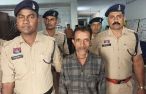 खर्वे में 8 मौतों का रहस्य सुलझा! गांव का ‘हमदर्द’ निकला कथित मौत का सौदागर, पुलिस ने किया गिरफ्तार