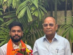 जनपद सदस्य अनुराग साहू ने पूर्व मंत्री अजय चंद्राकर को दी जन्मदिन की बधाई, लिया मार्गदर्शन