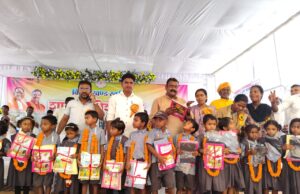 हाई स्कूल सालेभाट में भव्य विकास खण्ड स्तरीय शाला प्रवेश उत्सव: नन्हे विद्यार्थियों का हुआ उत्साहपूर्ण स्वागत