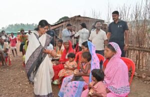 सामरी विधायक ऊद्धेश्वरी पैकरा के नेतृत्व में उफरा पाठ एवं मदपुर (नोनपानी) का दौरा, ग्रामीणों की समस्याएं सुनीं