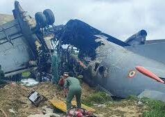 असम एयरबेस पर बड़ा हादसा: लैंडिंग के दौरान क्रैश हुआ वायुसेना का AN-32, पांच जवानों की मौत नियमित उड़ान बनी त्रासदी, जांच के आदेश