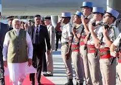 फ्रांस पहुंचते ही पीएम मोदी का भव्य स्वागत, प्रवासी भारतीयों में दिखा उत्साह