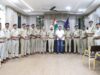 सरगुजा पुलिस की विवेंचना होगी हाईटेक, 102 विवेचको को मिले स्मार्ट मोबाइल