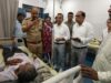 डोंगाकोहरौद आंदोलन के दौरान अस्वस्थ हुए दो स्थानीय ग्रामीणों से कलेक्टर-पुलिस अधीक्षक ने की मुलाकात