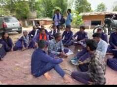 कोटवार संघ ने खोला मोर्चा ,तीन सूत्रीय मांगों को लेकर एक दिवसीय हड़ताल पर कोटवार मुख्यमंत्री के नाम तहसीलदार को सोपा ज्ञापन।