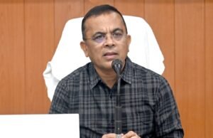 कलेक्टर श्री जन्मेजय महोबे ने ली साप्ताहिक समय-सीमा की बैठक मानसून को देखते हुए आपदा प्रबंधन की सभी तैयारियां पूर्ण रखने के दिए निर्देश